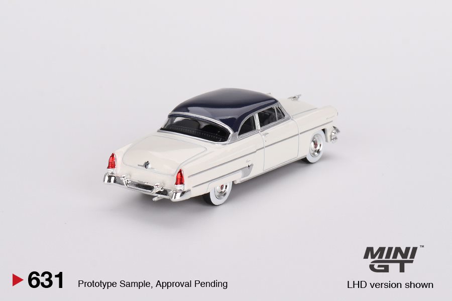 Lincoln Capri 1954 weiß 1:64