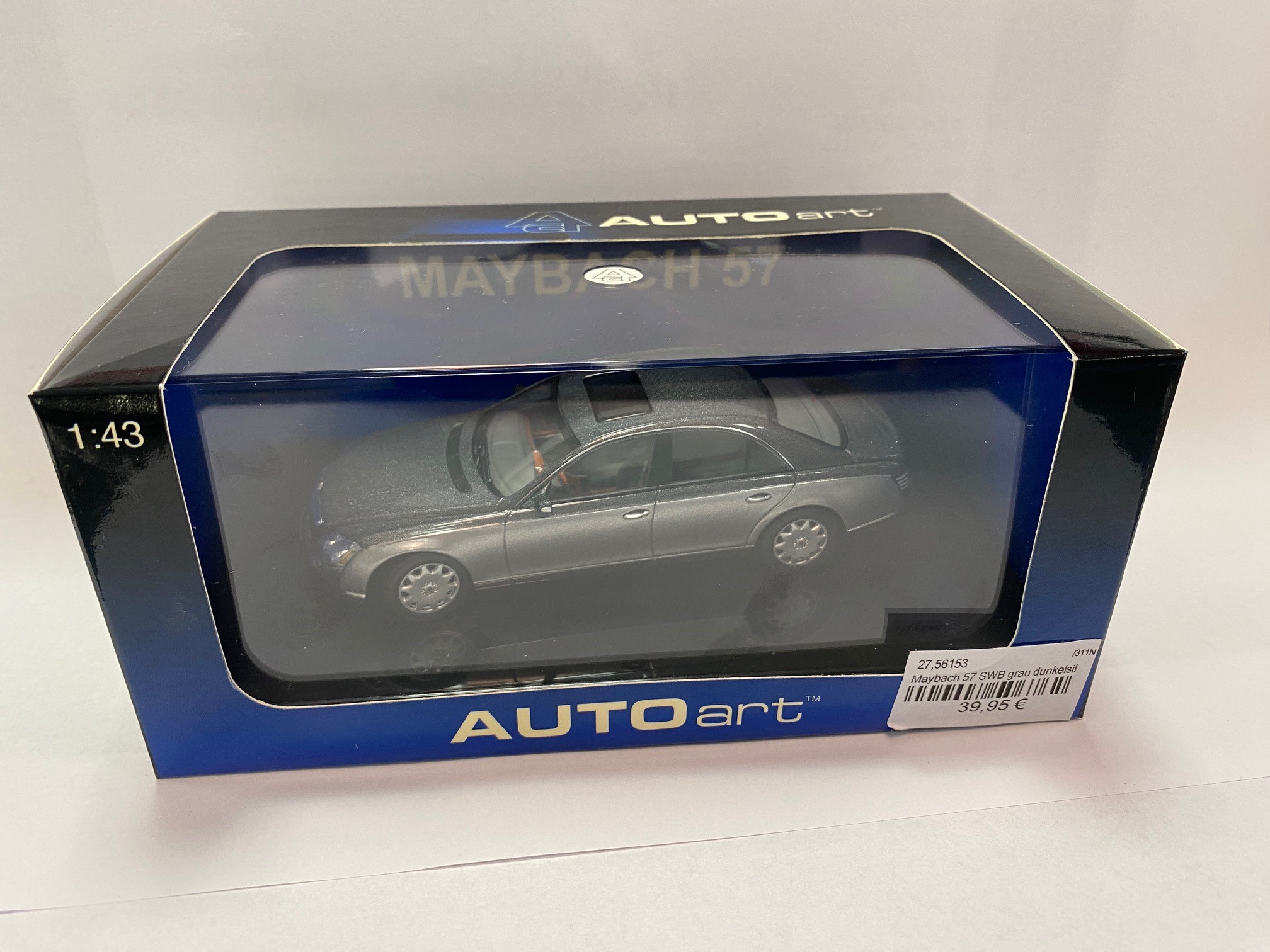 Maybach 57 SWB grau dunkelsil 1:43