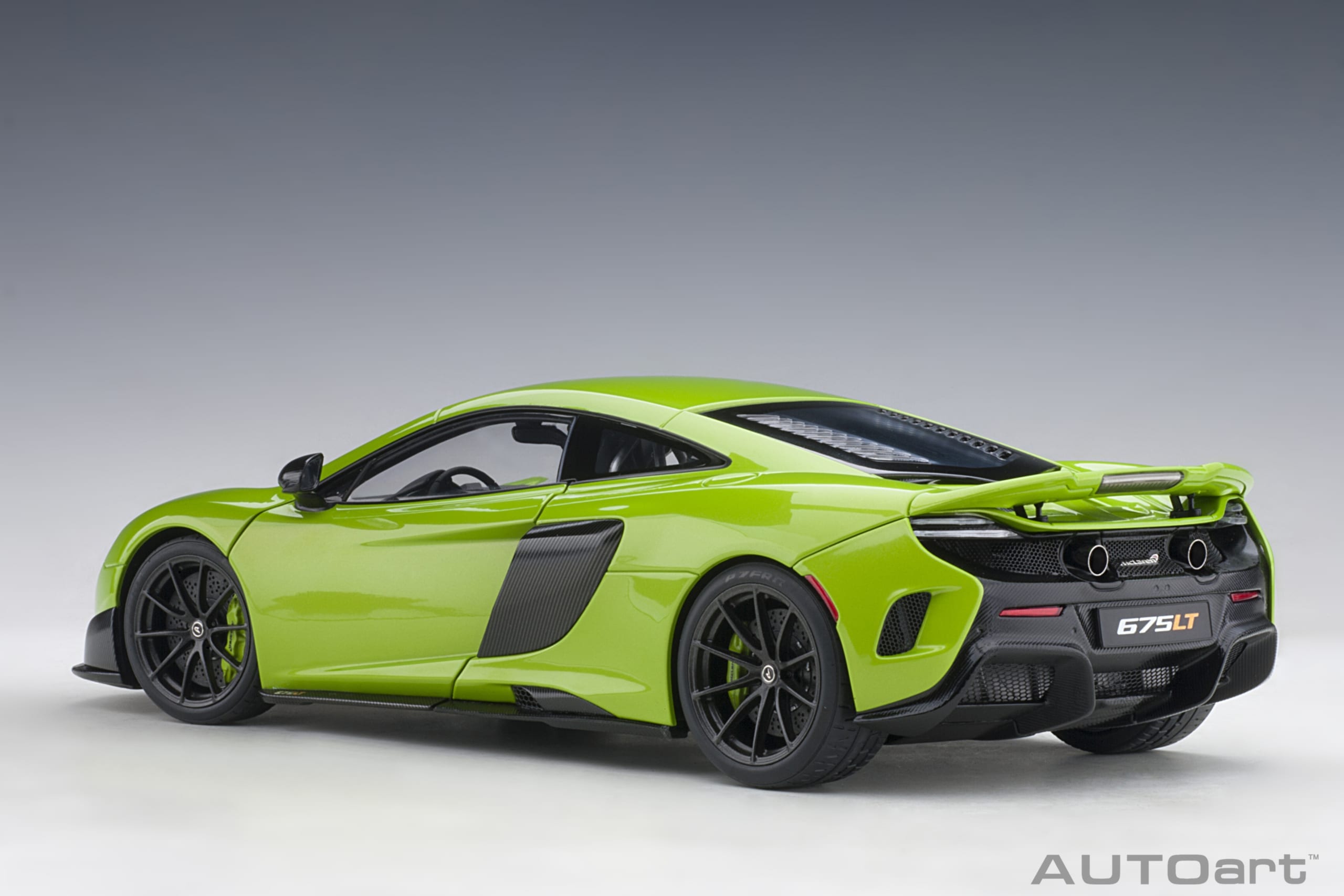 McLaren 675 LT´16 grün 18