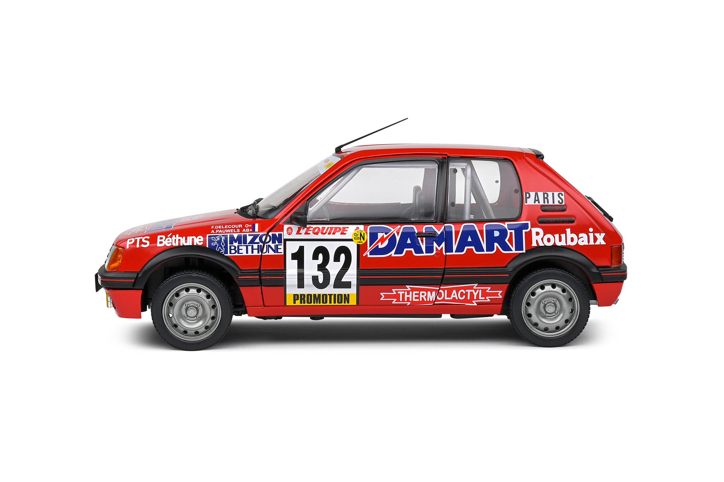 1:18 Peugeot 205 GTI, 1,6L #132