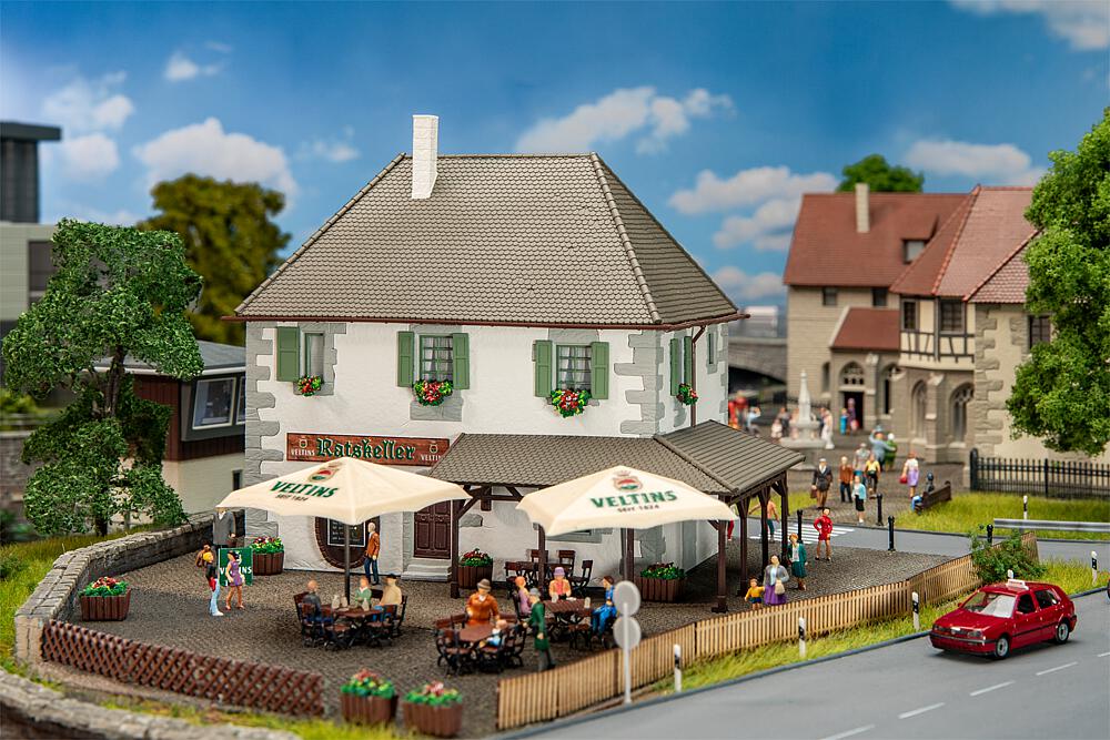 Landgasthof "Veltins" mit Biergarten