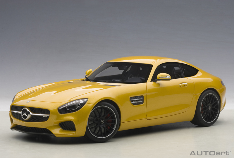 MB AMG GTS ´15 gelb mit schwarzen Felgen 1:18