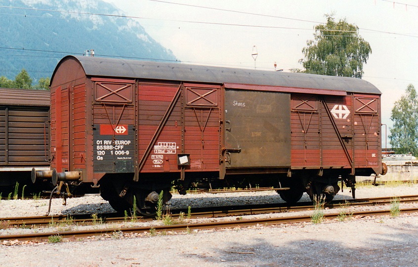 SBB gedeckter Güterwagen mit neuem und altem SBB Logo Ep.V Sonderserie Hünerbein