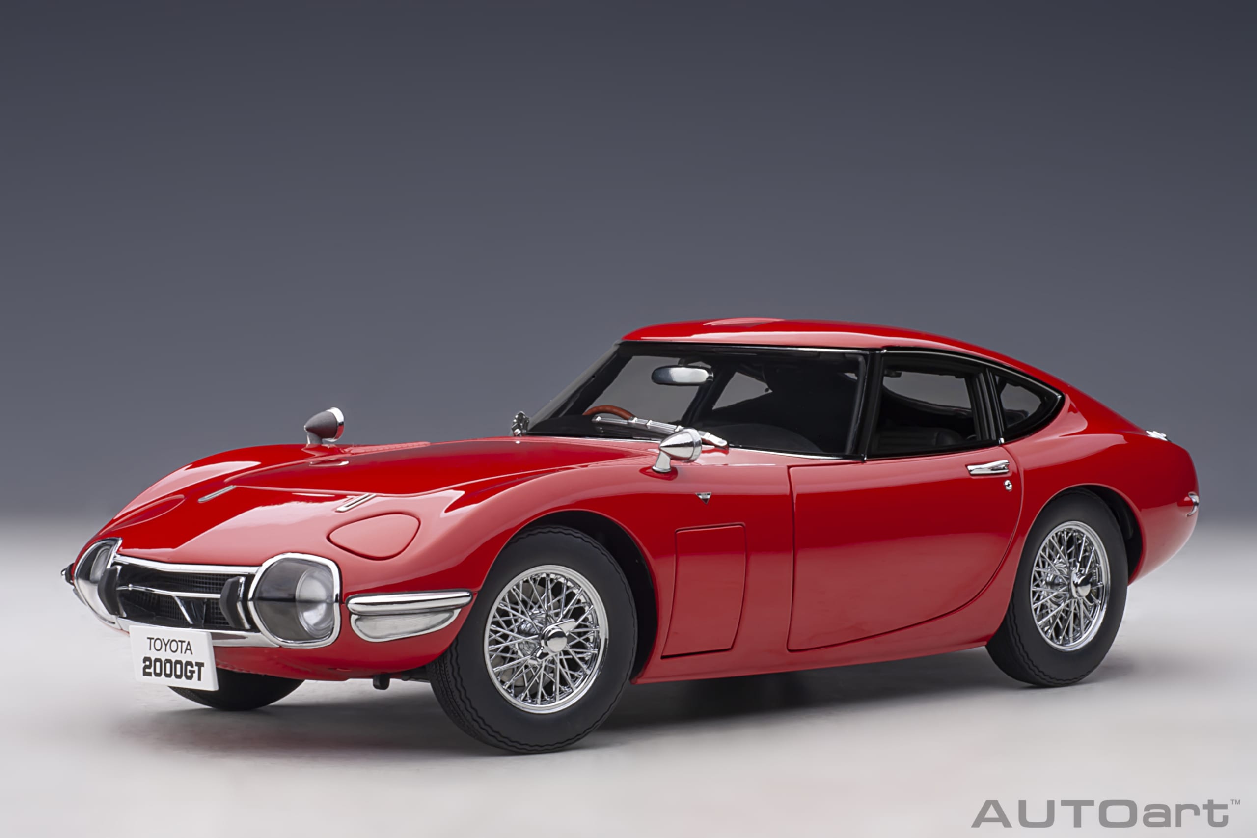 Toyota 2000 GT rot mit Speichenrädern 1:18