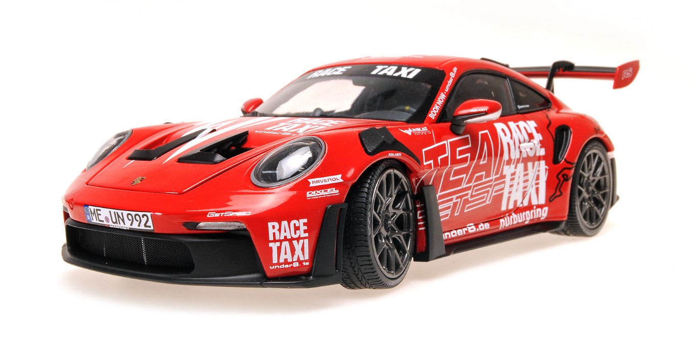 Porsche 911 (992) GT3RS Race Taxi 2024 1:18