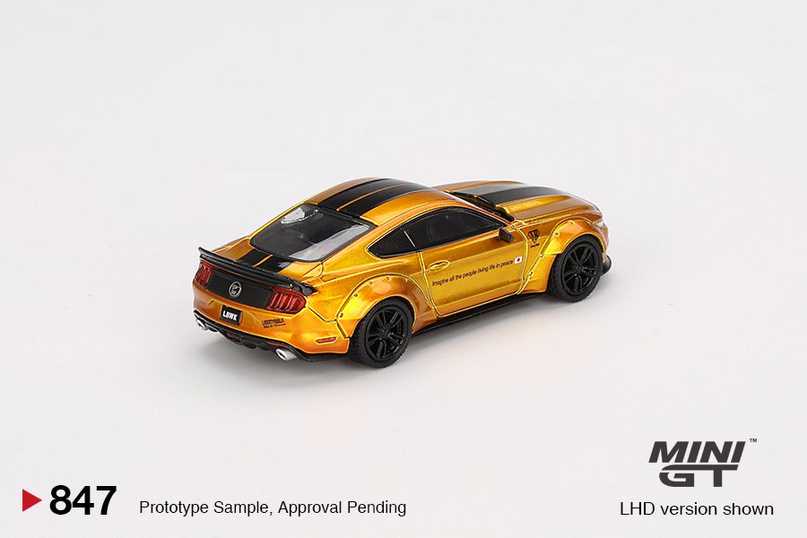 Ford Mustang LB-Works gold 1:64