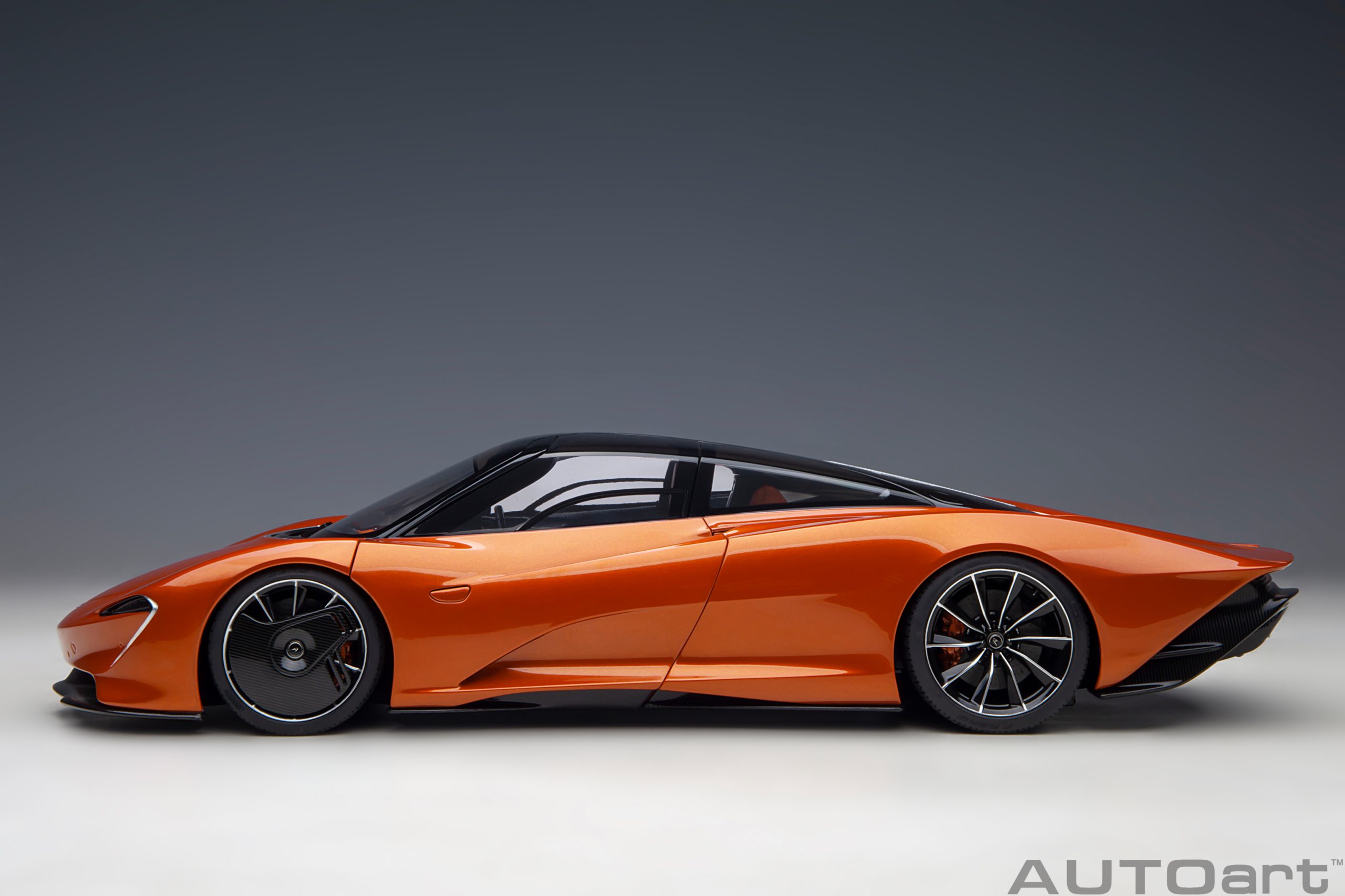 McLaren Speedtail ´20 orange 1:18