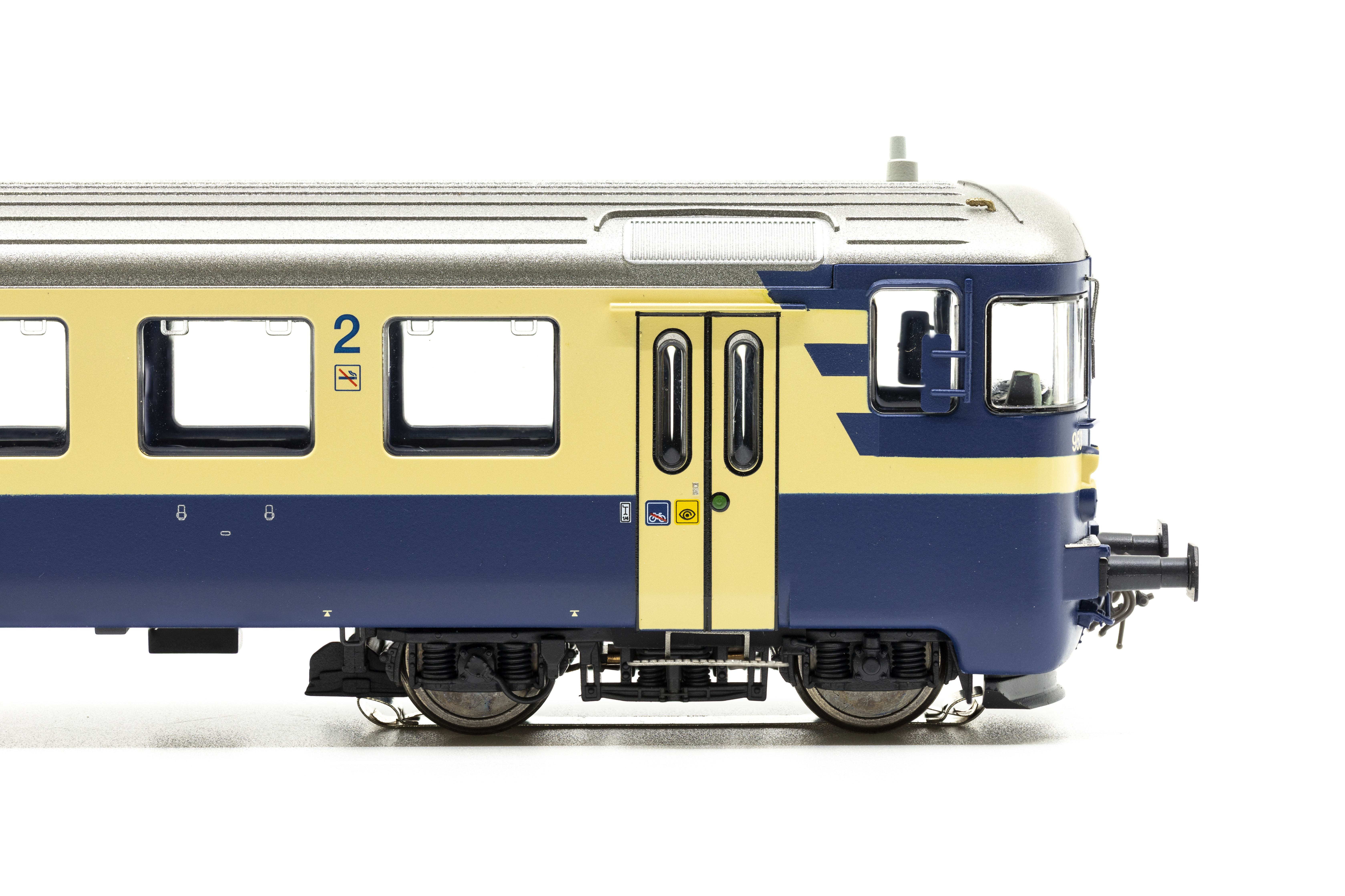 BLS Steuerwagen 953 Ep.VI DC blau / beige