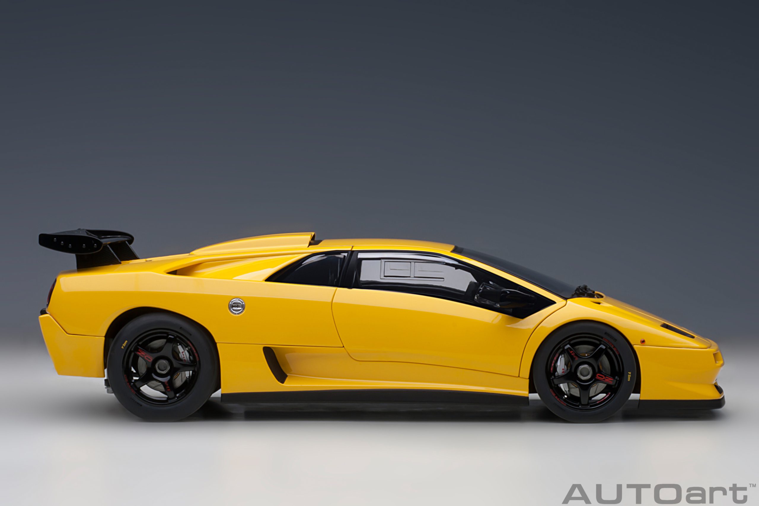 Lamborghini Diablo SVR gelb