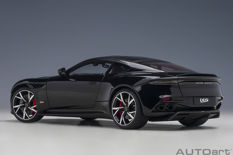 Aston Martin DBS schwarz 18 Superleggera