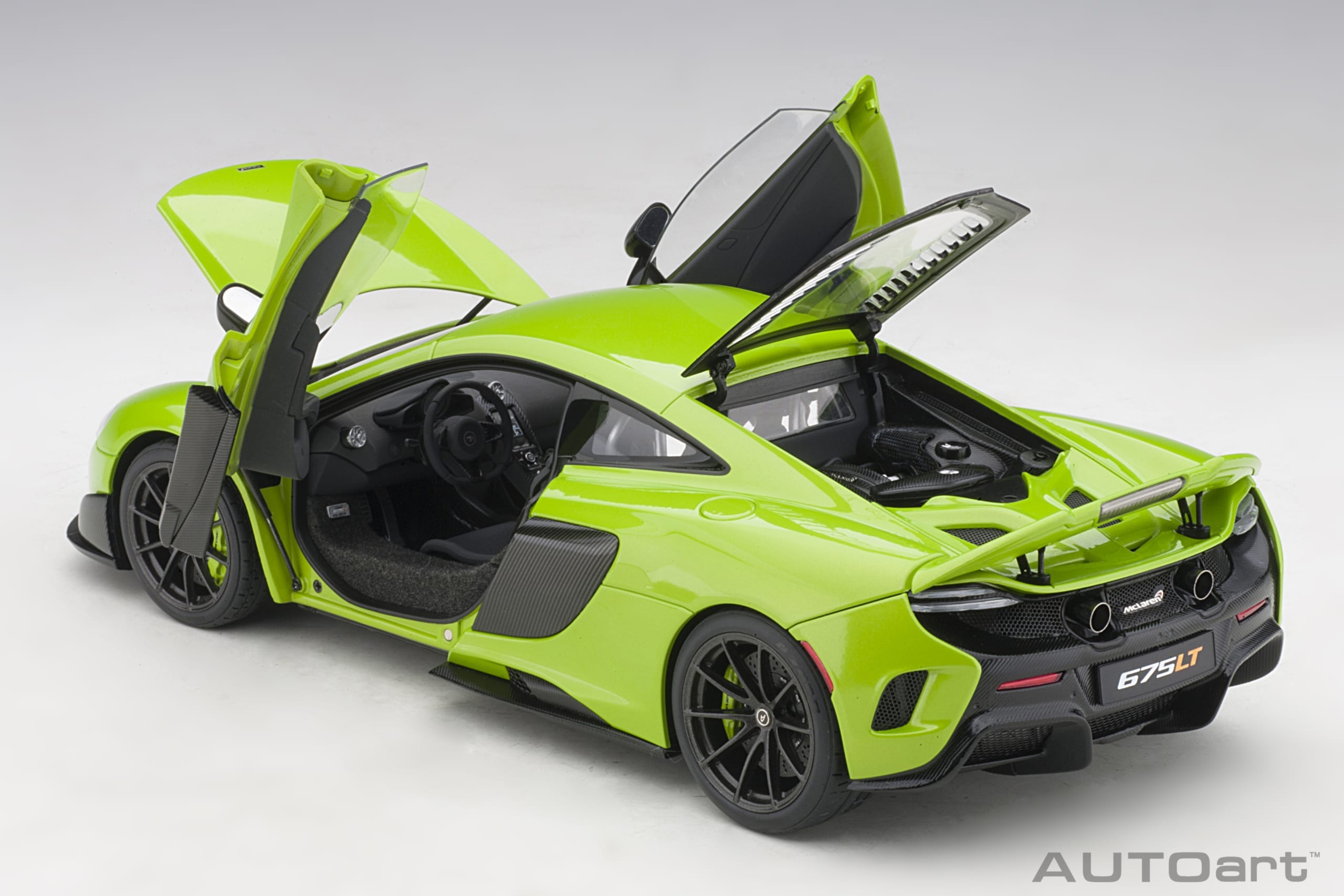 McLaren 675 LT´16 grün 18