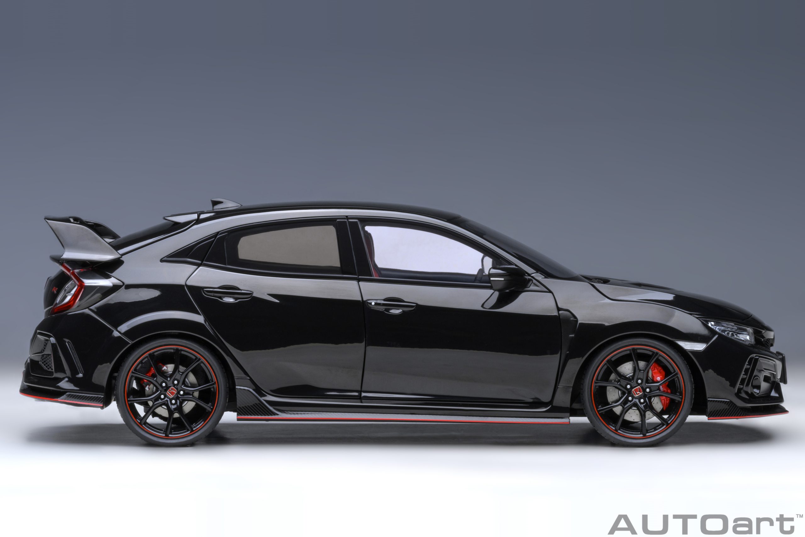 Honda Civic Type R crystal black pearl Baujahr 2021 1:18