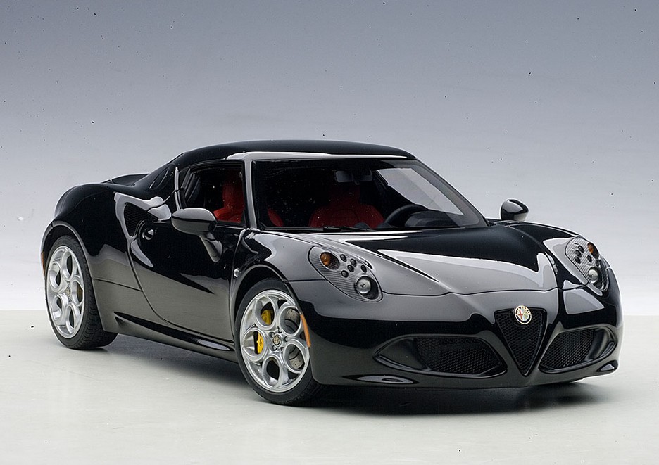 Alfa Romeo 4C ´13 schw.18