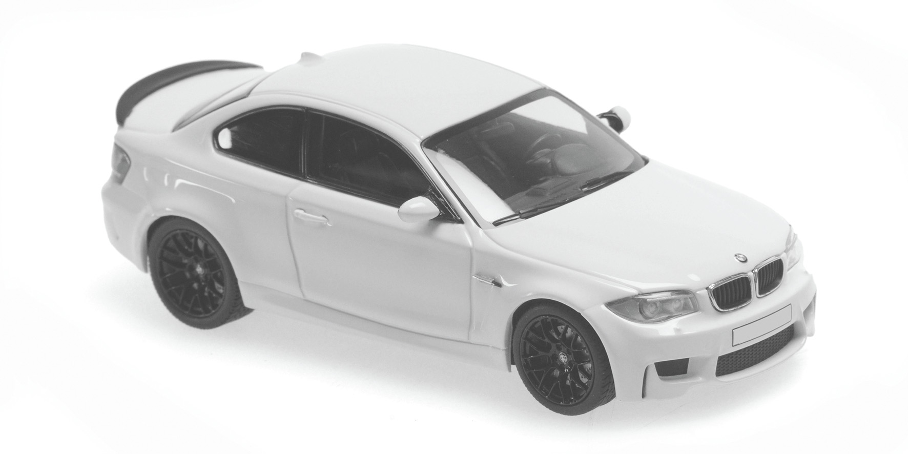 BMW 1er M-Coupe´`2011orang orange metallic 1:43 Die Cast