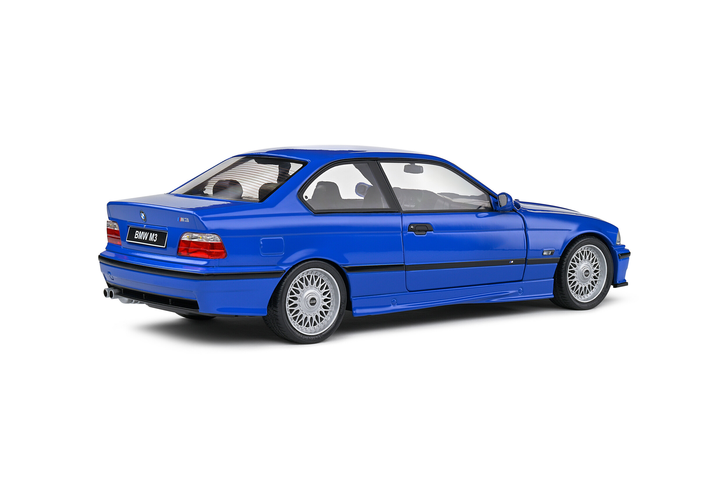 1:18 BMW E36 M3 Coupe 1996 b 