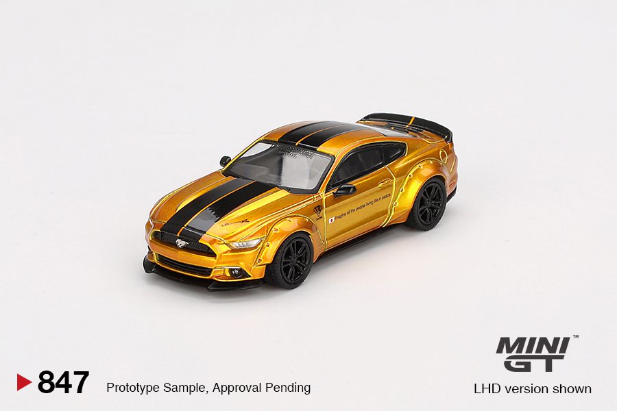 Ford Mustang LB-Works gold 1:64