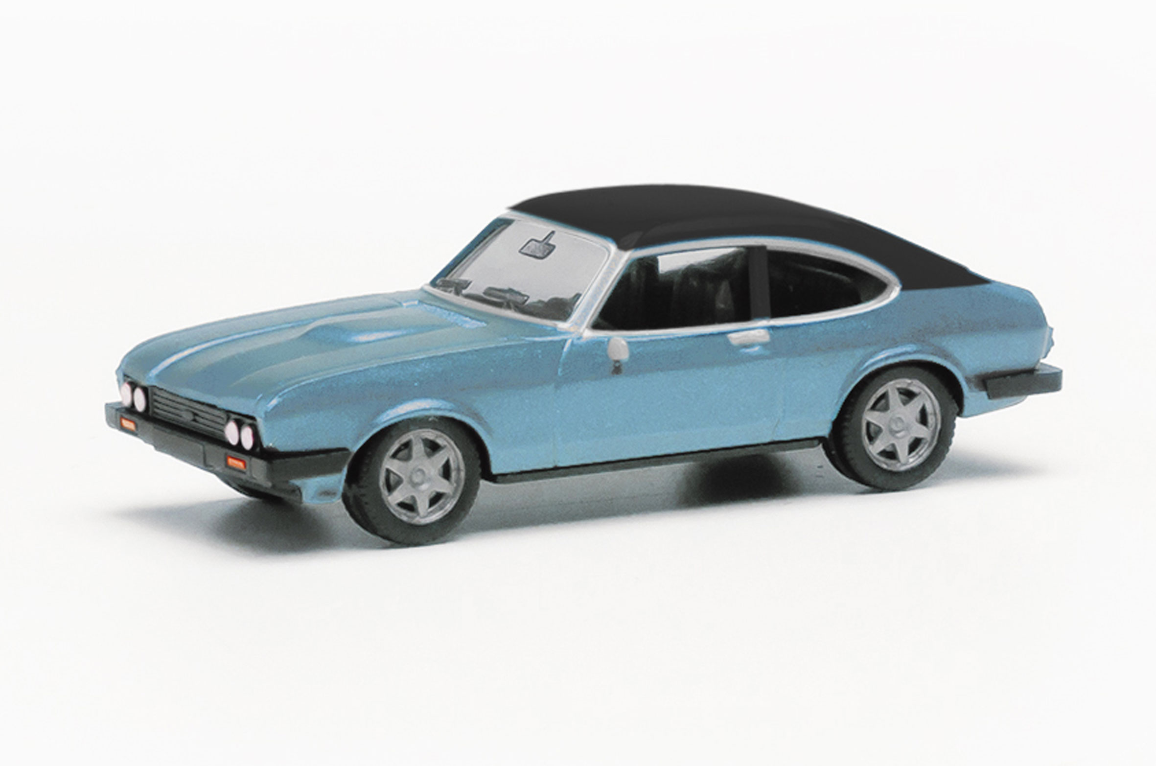 Ford Capri II mit Vinyldach,