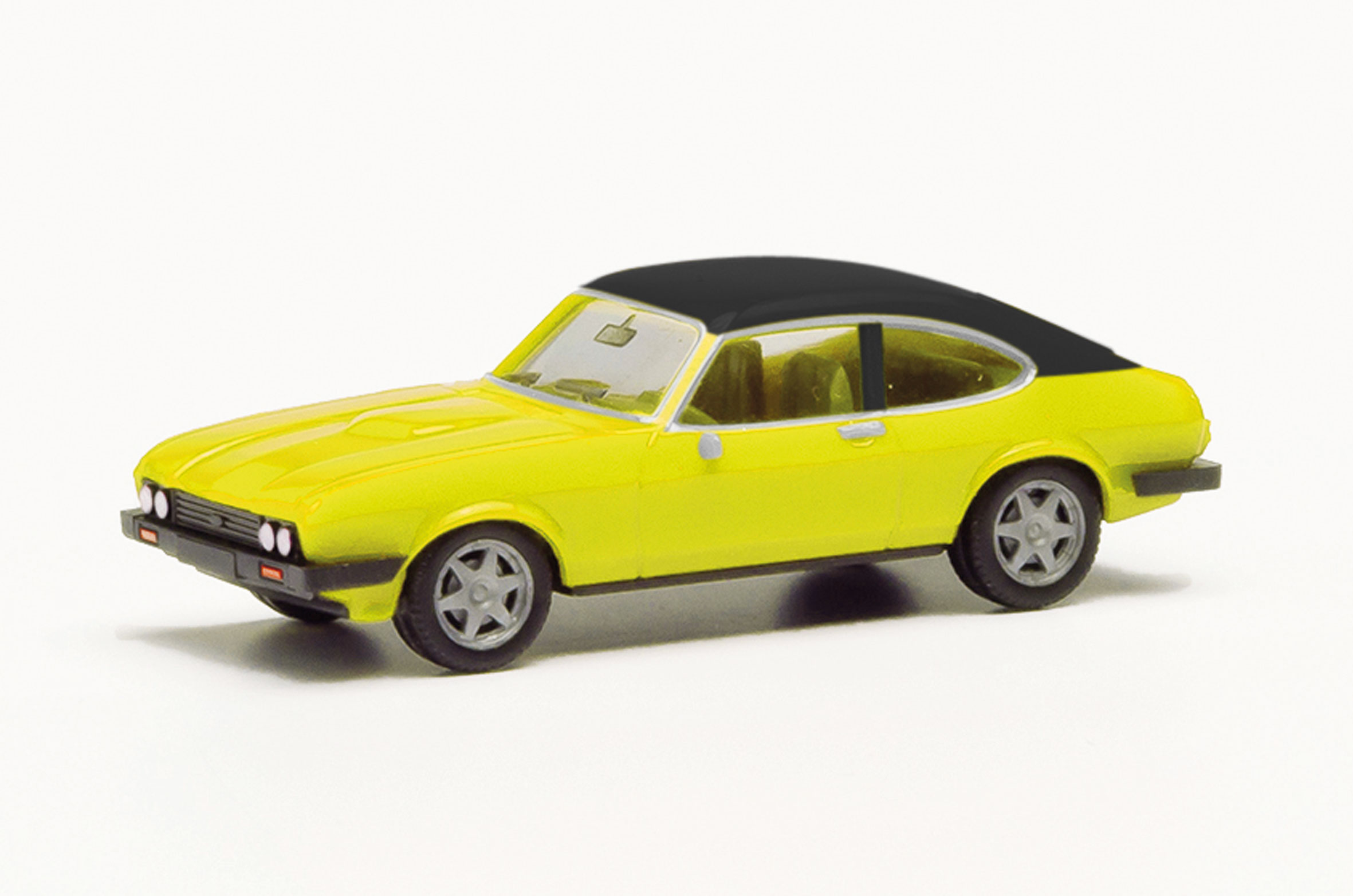 Ford Capri II mit Vinyldach,